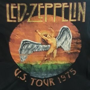 Led Zepplin tshirt